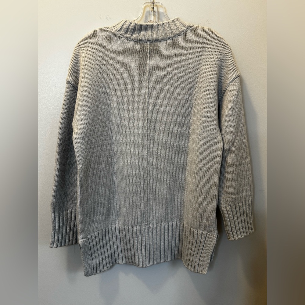 Ann Taylor women’s gray knit wool blend oversized sweater. Size Small - Picture 7 of 9